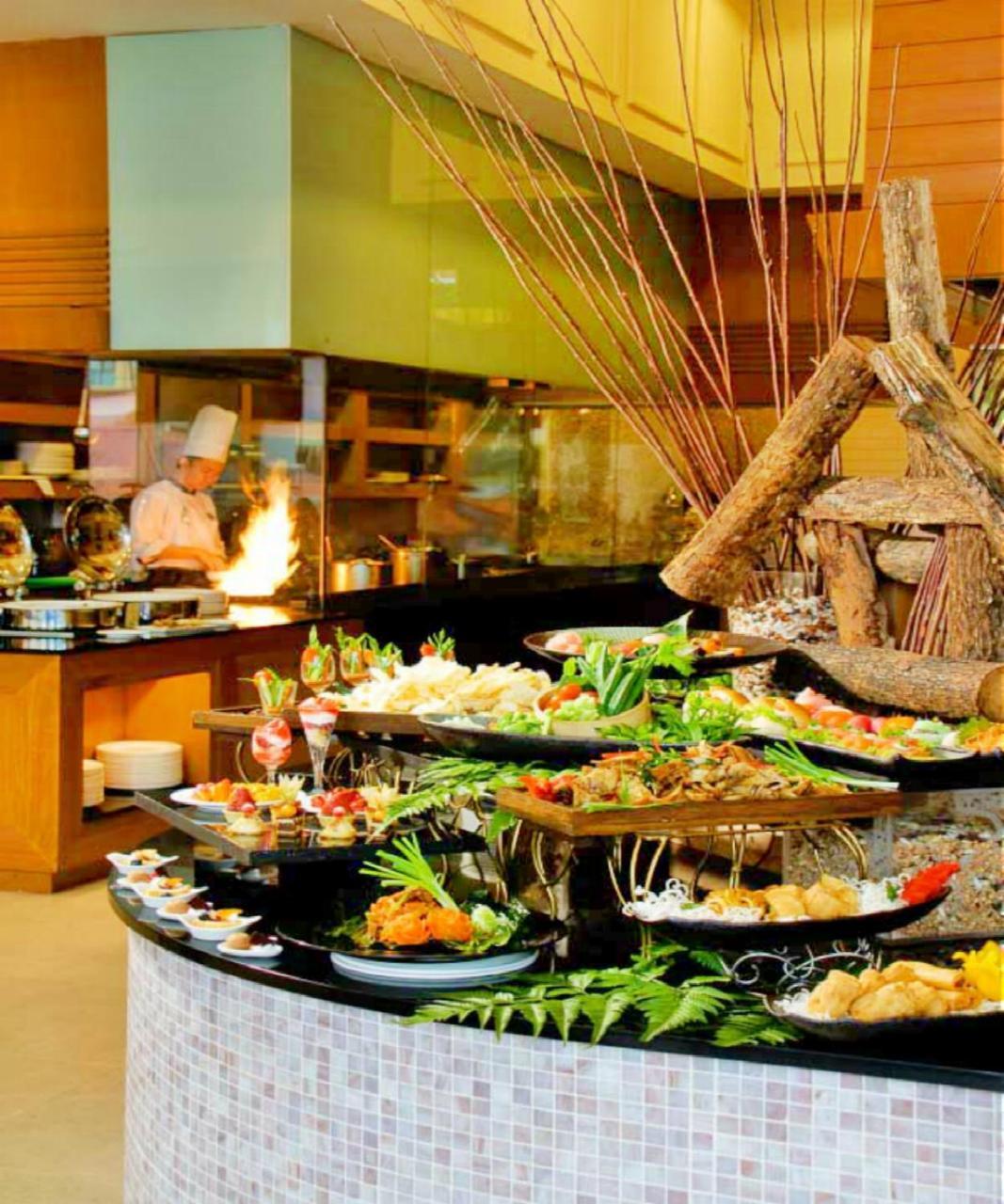 Royale Chulan Kuala Lumpur Hotel Kültér fotó A buffet at a hotel