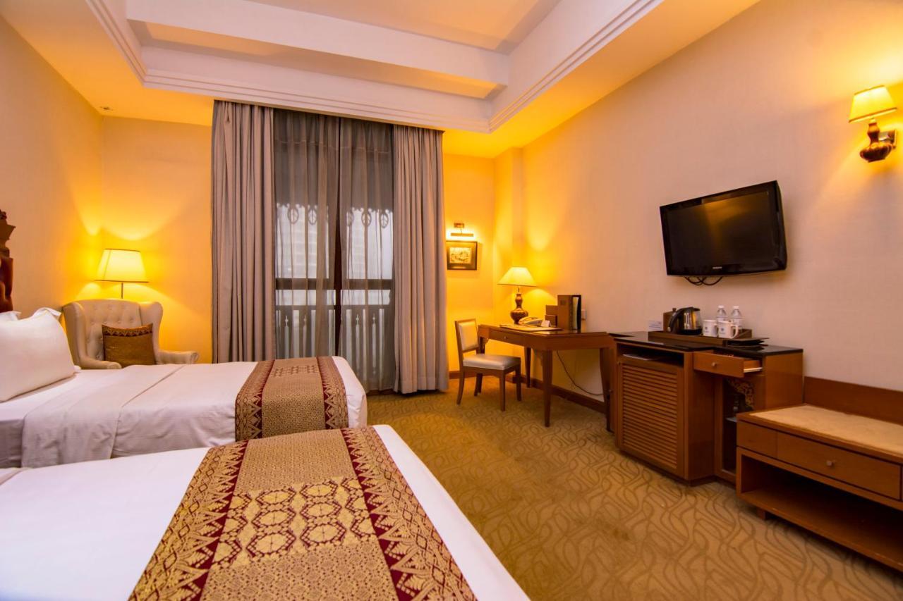 Royale Chulan Kuala Lumpur Hotel Kültér fotó Deluxe Room