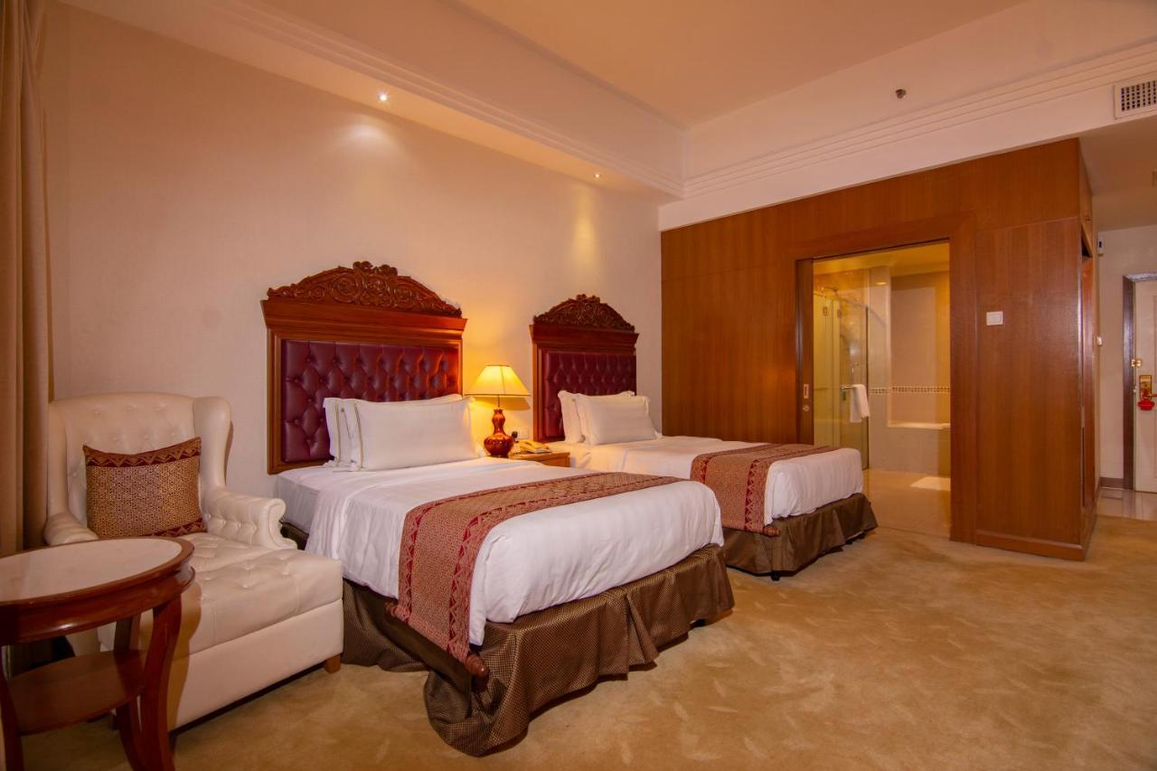 Royale Chulan Kuala Lumpur Hotel Kültér fotó Deluxe Room